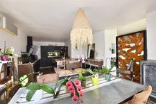 SOLLIES TOUCAS (83) - MAISON COUP DE COEUR DE 150 M² 6 PIECES - VUE IMPRENABLE - ATYPIQUE LUMINEUSE ET AU CALME