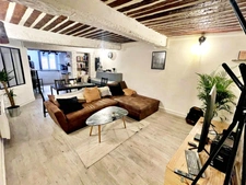 TOULON (83) - EMPLACEMENT IDEAL CENTRE VILLE – APPARTEMENT 2 PIECES DE 51 M² PLEIN DE CHARME ET DE CACHET - INVESTISSEMENT OU RESIDENCE PRINCIPALE