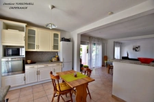CAVALAIRE SUR MER (83) - PROPRIETE UNE MAISON DE 205 M² (EN 2 APPARTEMENTS) + T2 DE 33 M² - PISCINE AU SEL - TERRAIN DE 1500 M² CLOS ET PAYSAGE - 