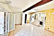 SOLLIES TOUCAS (83) - IMMEUBLE/MAISON DE VILLAGE DE 2 APPARTEMENTS + 1 LOCAL