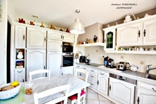 Jolie Propriété à vendre 5 pièces SOLLIES PONT (83)