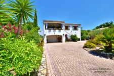 Jolie Propriété à vendre 5 pièces SOLLIES PONT (83)