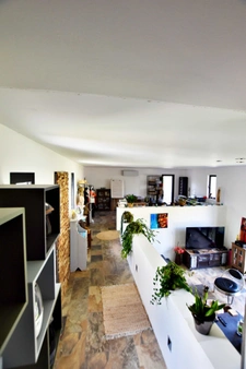 SOLLIES TOUCAS (83) - FAVORITE HOUSE OF 150 M² WITH 6 ROOMS - STUNNING VIEW - UNUSUAL, BRIGHT AND QUIET