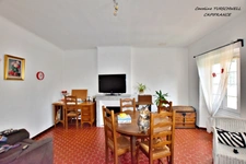 CUERS (83) - IMMEUBLE DE VILLAGE A VISITER SANS TARDER