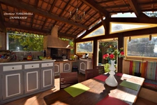 CUERS - PROVENCAL MAS STYLE VILLA 7 ROOMS INCLUDING 4 BEDROOMS AND 1 OFFICE - HUGE GARAGE - LARGE STORAGE - LANDSCAPED GARDEN 2272 M² WITH SWIMMING POOL, JACUZZI AND POOL HOUSE