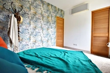 SOLLIES TOUCAS (83) - FAVORITE HOUSE OF 150 M² WITH 6 ROOMS - STUNNING VIEW - UNUSUAL, BRIGHT AND QUIET