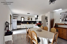 CUERS - PROVENCAL MAS STYLE VILLA 7 ROOMS INCLUDING 4 BEDROOMS AND 1 OFFICE - HUGE GARAGE - LARGE STORAGE - LANDSCAPED GARDEN 2272 M² WITH SWIMMING POOL, JACUZZI AND POOL HOUSE