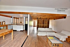 CUERS (83) - MAISON DE VILLAGE DE 274 M² RENOVEE - TRES BEAU CACHET