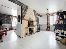  SAINT CHRISTOPHE SUR LE NAIS (37)Maison à vendre 126m²- 6 pièces- terrain 200m²-garage- terrasse 