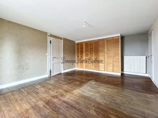 PONCÉ-SUR-LE-LOIR (72) - HOUSE FOR SALE - 4 BEDROOMS, INDEPENDENT SPACE, GARAGE AND OUTBUILDING - READY TO MOVE IN