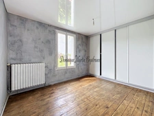 PONCÉ-SUR-LE-LOIR (72) - HOUSE FOR SALE - 4 BEDROOMS, INDEPENDENT SPACE, GARAGE AND OUTBUILDING - READY TO MOVE IN