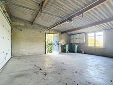  LA CHARTRE SUR LE LOIR (72), House 119m² for sale - 5 rooms - terrace - double garage - garden and meadow