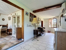 RUILLE SUR LOIR (72), House for sale 4 rooms 95m² - land 310m² - terrace - garden shed - banks of the Loir - Pontoon to renovate
