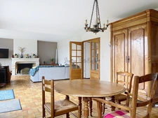  BONNEVEAU (41)-Maison à vendre 5 pièces-117m²- sous-sol- garage- jardin- terrain avec box à chevaux