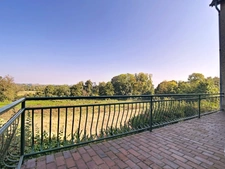  LA CHARTRE SUR LE LOIR (72), House 119m² for sale - 5 rooms - terrace - double garage - garden and meadow