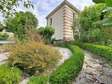  PONCÉ-SUR-LE-LOIR (72340)– 4 CHAMBRES, ESPACE INDÉPENDANT, GARAGE ET DÉPENDANCE- JARDIN – PRÊTE À VIVRE