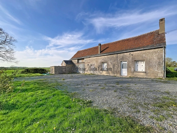  EPEIGNE SUR DEME (37)-Maison à vendre 3 pièces- terrain 2575m²- dépendances
