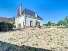  proche de LHOMME (Dpt 72),Maison à vendre 3 pièces - grenier-2 granges- 1 dépendance-1 atelier- 1 garage- terrain de 1910m²- puits