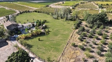 Entre Uzès et Nîmes – Mas de caractère 360 m², piscine, 1,7 ha et vignes  Maison à vendre 9 pièces  (30)