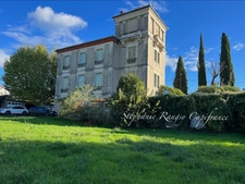 Dpt Gard (30), à vendre ALES maison P11 de 368 m² - Terrain de 2 030,00 m² 