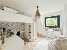 À VENDRE PONTIVY – Appartement rénové de plus de 73 m² au dernier étage, à 500 m du centre-ville