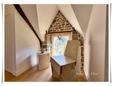 For sale: Exceptional property in the heart of Pontivy town centre – 5 bedrooms – Enclosed garden – No overlooked views