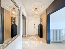 À VENDRE PONTIVY – Appartement rénové de plus de 73 m² au dernier étage, à 500 m du centre-ville