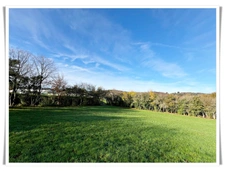 À vendre au Sourn, à proximité immédiate de Pontivy : découvrez cette spacieuse maison familiale de plus de 200 m² habitables