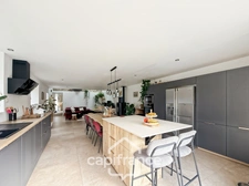 Longère de caractère entièrement rénovée – 130 m², suite parentale, cuisine moderne, terrain 1100 m² SAINT GERAND CROIXANVEC (56)