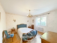 Maison à vendre 6 pièces  (56) PONTIVY – Maison familiale avec vie de plain-pied.