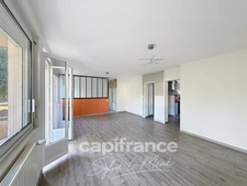 À vendre appartement T3 71 m² à vendre à Pontivy – 2 chambres, balcon, cave et parking