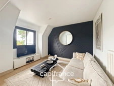 À VENDRE PONTIVY – Appartement rénové de plus de 73 m² au dernier étage, à 500 m du centre-ville