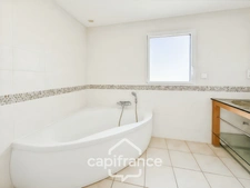 À vendre MAISON D’ARCHITECTE CONTEMPORAINE 7 pièces PONTIVY (56) 