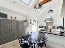 Maison contemporaine de plain-pied de 160 m² – 4 chambres – Véranda de 27 m² avec spa – Double garage – Carport – Noyal-Pontivy