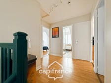 6-room house for sale in Pontivy (56) - Renovated family home, in a quiet location and close to Pontivy town centre