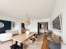 À VENDRE PONTIVY – Appartement rénové de plus de 73 m² au dernier étage, à 500 m du centre-ville