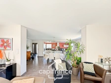 Maison à vendre 6 pièces  PONTIVY – PROXIMITÉ DU QUARTIER DE TRELEAU – MAISON FAMILIALE AVEC EXTENSION ET SOUS-SOL COMPLET