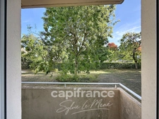À vendre appartement T3 71 m² à vendre à Pontivy – 2 chambres, balcon, cave et parking