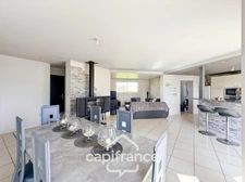 À vendre MAISON D’ARCHITECTE CONTEMPORAINE 7 pièces PONTIVY (56) 