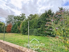 À VENDRE – TERRAIN À GUELTAS (56920), FACE À L’ÉGLISE