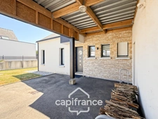 Maison contemporaine de plain-pied de 160 m² – 4 chambres – Véranda de 27 m² avec spa – Double garage – Carport – Noyal-Pontivy