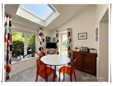 For sale: Exceptional property in the heart of Pontivy town centre – 5 bedrooms – Enclosed garden – No overlooked views