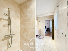 Maison à vendre 6 pièces  (56) PONTIVY – Maison familiale avec vie de plain-pied.