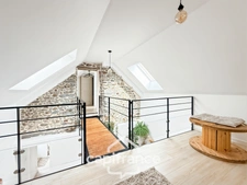 Longère de caractère entièrement rénovée – 130 m², suite parentale, cuisine moderne, terrain 1100 m² SAINT GERAND CROIXANVEC (56)