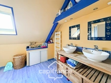 Maison à vendre 5 pièces KERGRIST (56300) Maison en pierre avec vie de plain-pied et dépendance 30 m² 