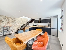🏡 À vendre – Maison rénovée avec goût à Neulliac. Confort moderne, charme rural et environnement paisible