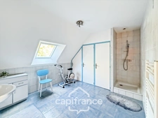 Maison à vendre 6 pièces  (56) PONTIVY – Maison familiale avec vie de plain-pied.
