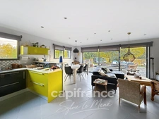 PONTIVY (56300) – MAISON CONTEMPORAINE EN OSSATURE BOIS – 5 CHAMBRES – TERRAIN DE 1 530 m²