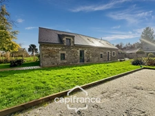 Longère de caractère entièrement rénovée – 130 m², suite parentale, cuisine moderne, terrain 1100 m² SAINT GERAND CROIXANVEC (56)