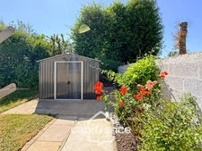 Maison contemporaine de plain-pied de 160 m² – 4 chambres – Véranda de 27 m² avec spa – Double garage – Carport – Noyal-Pontivy
